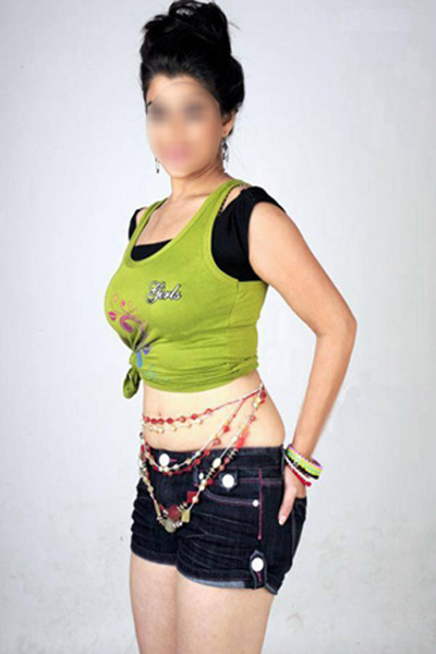 Mumbai Escorts Sexy & Hot Independent Escort Service / Available 