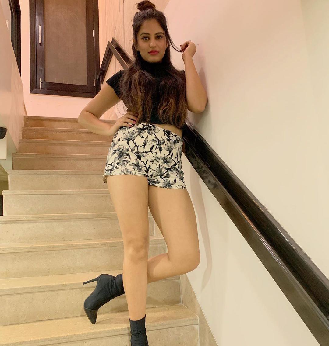 Hi profile only Hand cash payment all over Bangalore vip model gril