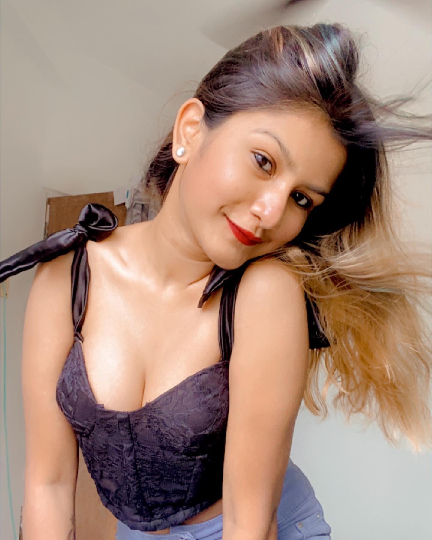 Malda college call girls available here