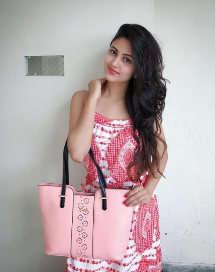 CALL GIRLS CASH PAYMENT IN CALL GIRLS ESCORT SERVICE