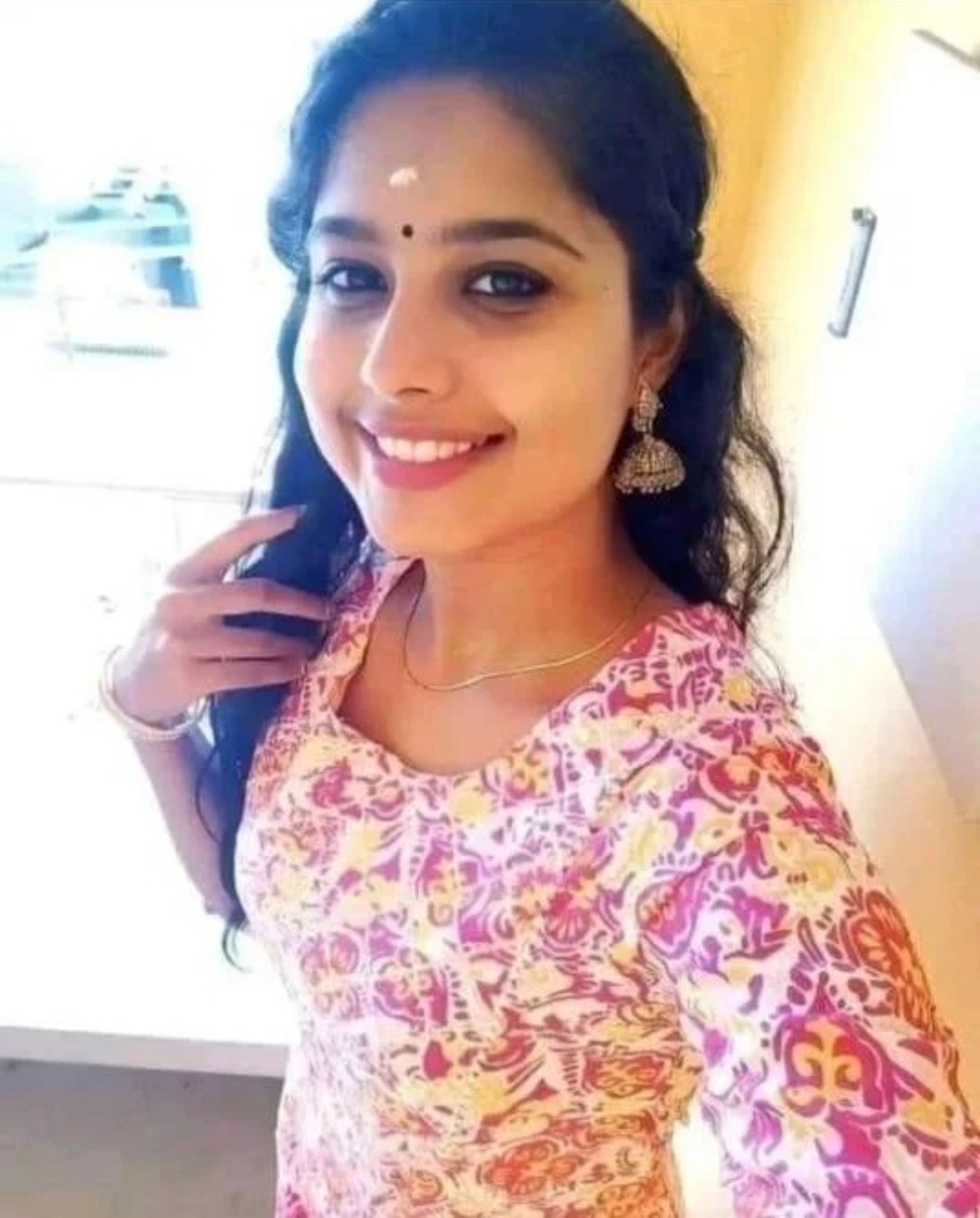 Sr nagar TODAY LOW PRICE % SAFE AND SECURE GENUINE CALL GIRL AFFORDABLE PRICE OUT-CALL IN-CALL BOOK. NOW