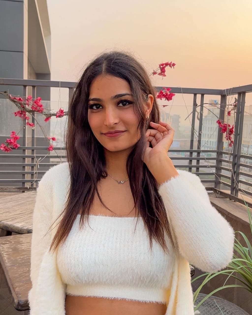 Amritsar MOST HIGH LUXURY PROFILE RUSSIAN FOREIGNER UZBEK TARKISH VIP PREMIUM MODEL INDIAN AVAILABLE