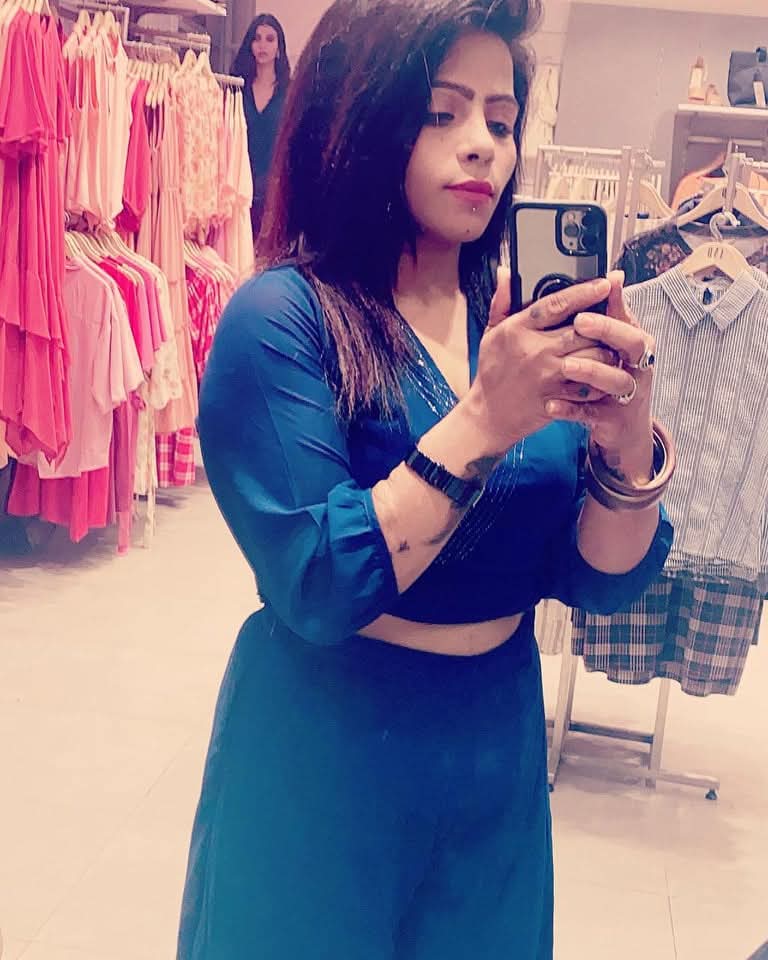 Find  Independent College Call-Girls-in Baga beach Goa