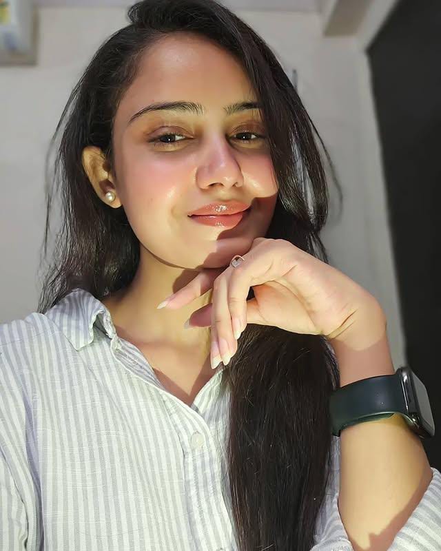 Anshika sethi full safe and secure genuine escort services