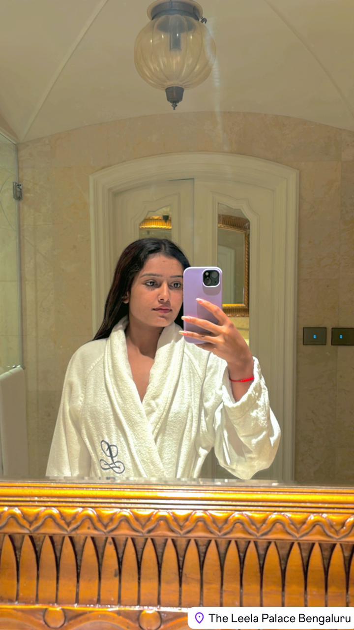 No Advance  Dairect hand cash payment escort service bangalore