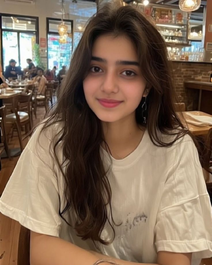 MY SELF NISHA ☑️ ONLY CASH GENUINE HOTEL AND HOME SERVICE CALL ME