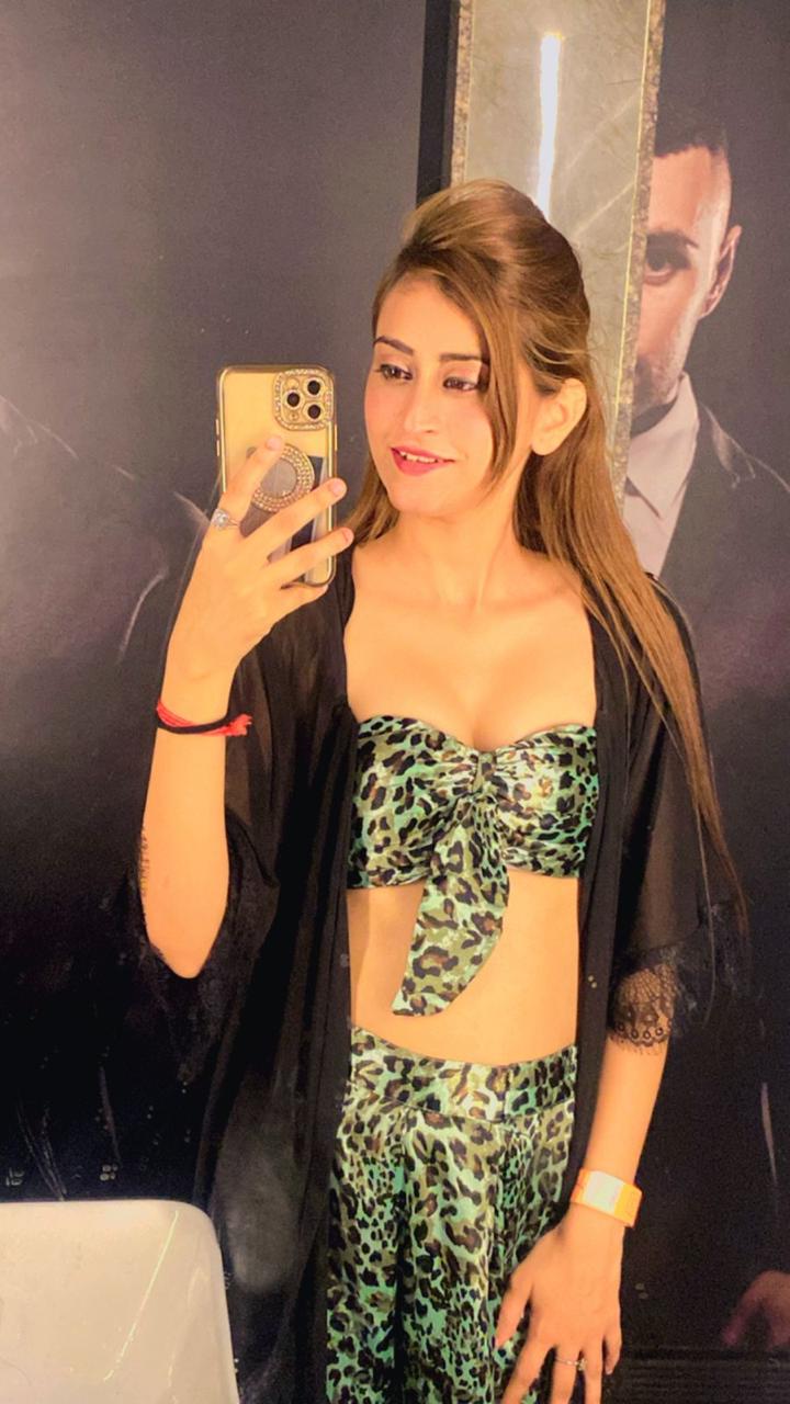 PLAY BOY JOB CALL JOB JOB WHATSAPP ME 𝟵𝟭𝟵𝟵𝟵𝟭𝟳𝟱𝟴𝟬