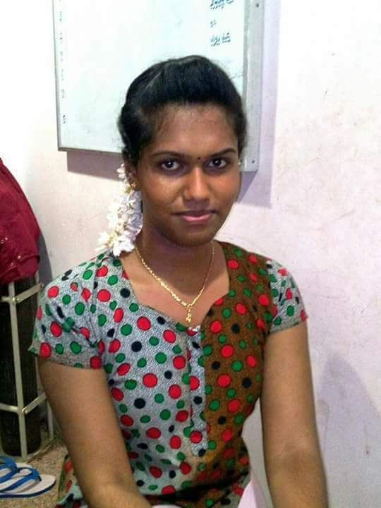 Poonam escort servic