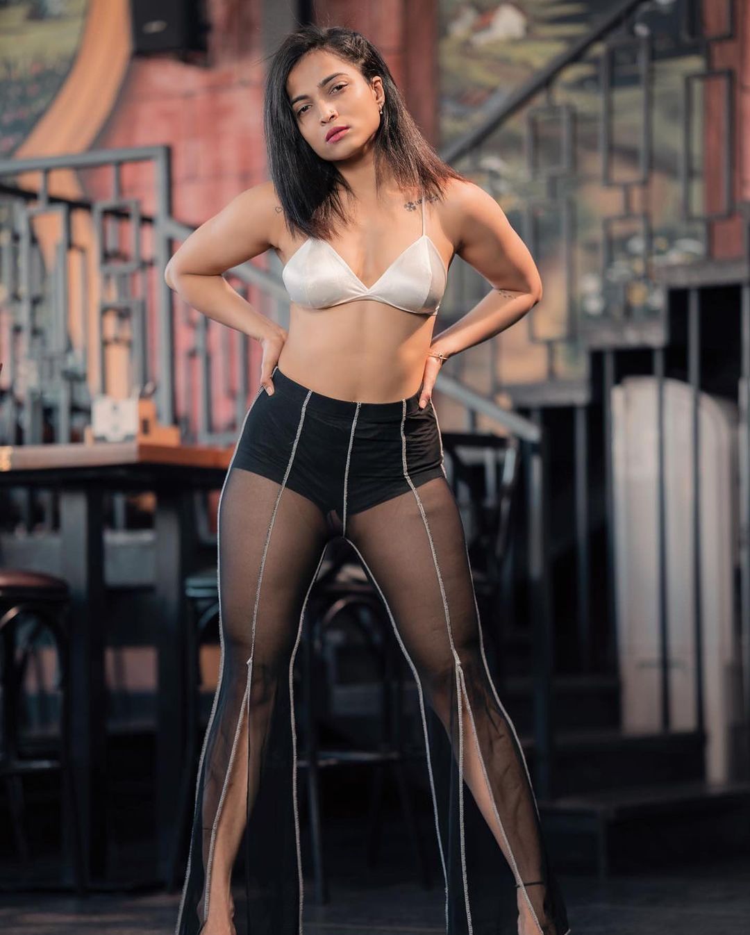 Connaught Place ♋ ♋ Call Girls In Delhi (K NIGHT DELEVERY IN HOTELS ROOM)