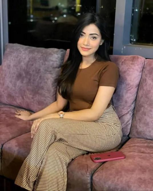 Call Girls In Majnu Ka Tilla Delhi 𝟴𝟰𝟰𝟳𝟰𝟐𝟳𝟬𝟬𝟲 Best Escorts Service