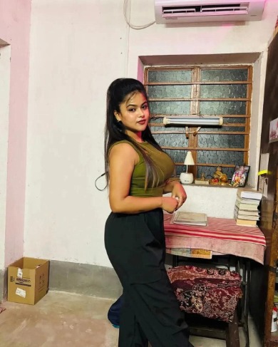 𝟳𝟴𝟯𝟴𝟴𝟵𝟐𝟯𝟯𝟵, Genuine Call Girls In Chattarpur Delhi