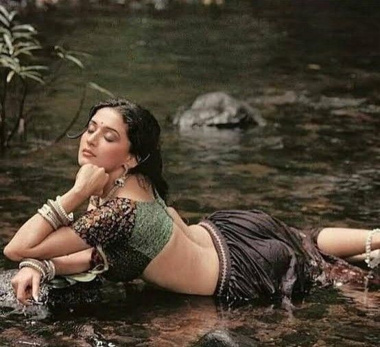 𝟳𝟖𝟯𝟖𝟖𝟗𝟮𝟯𝟯𝟵 Cash on Delivery Low Rate New -Call Girls In Green Park Delhi