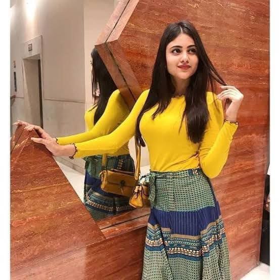 Myself ronika best independent VIP genuine and trustable service safe location Hot figure gairl in Ahmedabad