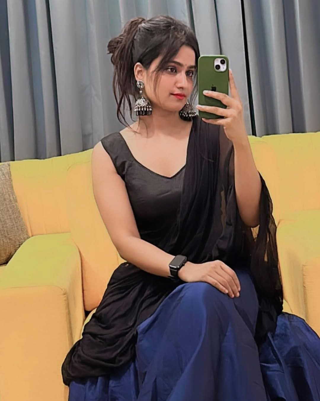 Rohini👑 𝐑𝐨𝐲𝐚𝐥 • 𝐂𝐥𝐚𝐬𝐬 • 𝐋𝐮𝐱𝐮𝐫𝐲 👑 💎 High-Profile Girls 💎 