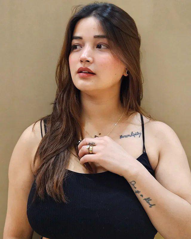 CALL GIRAL RIYA 🌹 CASH ON delivery 🌹