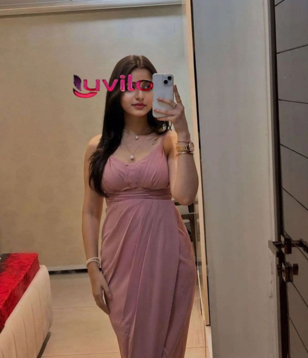 THE ROYAL ESCORT - HARD SEX % SAFE AND SECURE DOORSTEP OUTCALL AND INCALL AVAILABLE IN