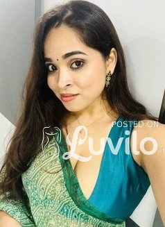 IM NANDINI TELUGU INDEPENDENT AUNTY STAYING ALONE IN MY OWN FLAT