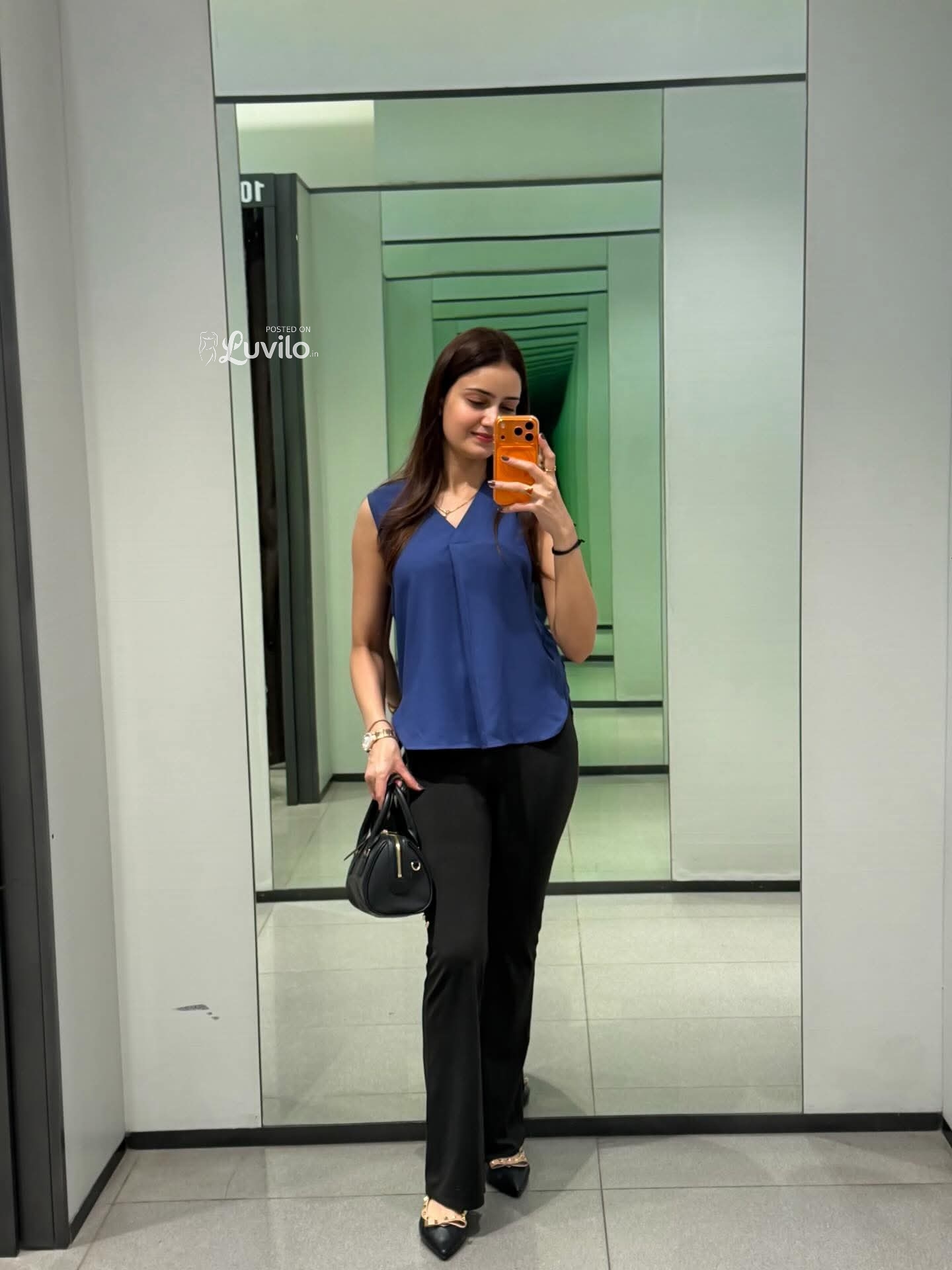 Myself Meera 💯 HAND PAYMENT NO ADVANCE safe and Secure service Hotel & Home Available