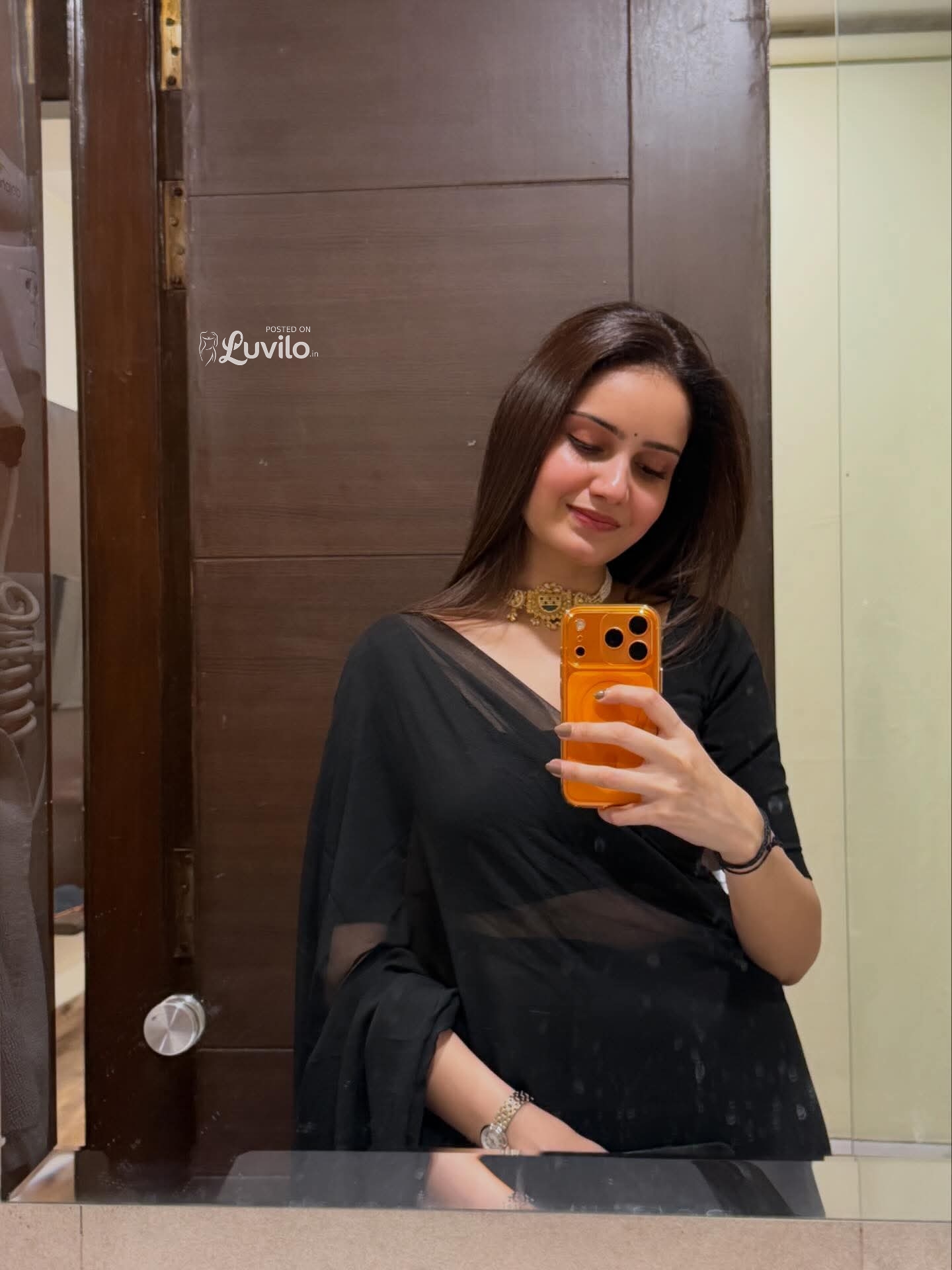 Myself Ayushi sharma 💯 HAND TO HAND PAYMENT NO ADVANCE PAYMENT