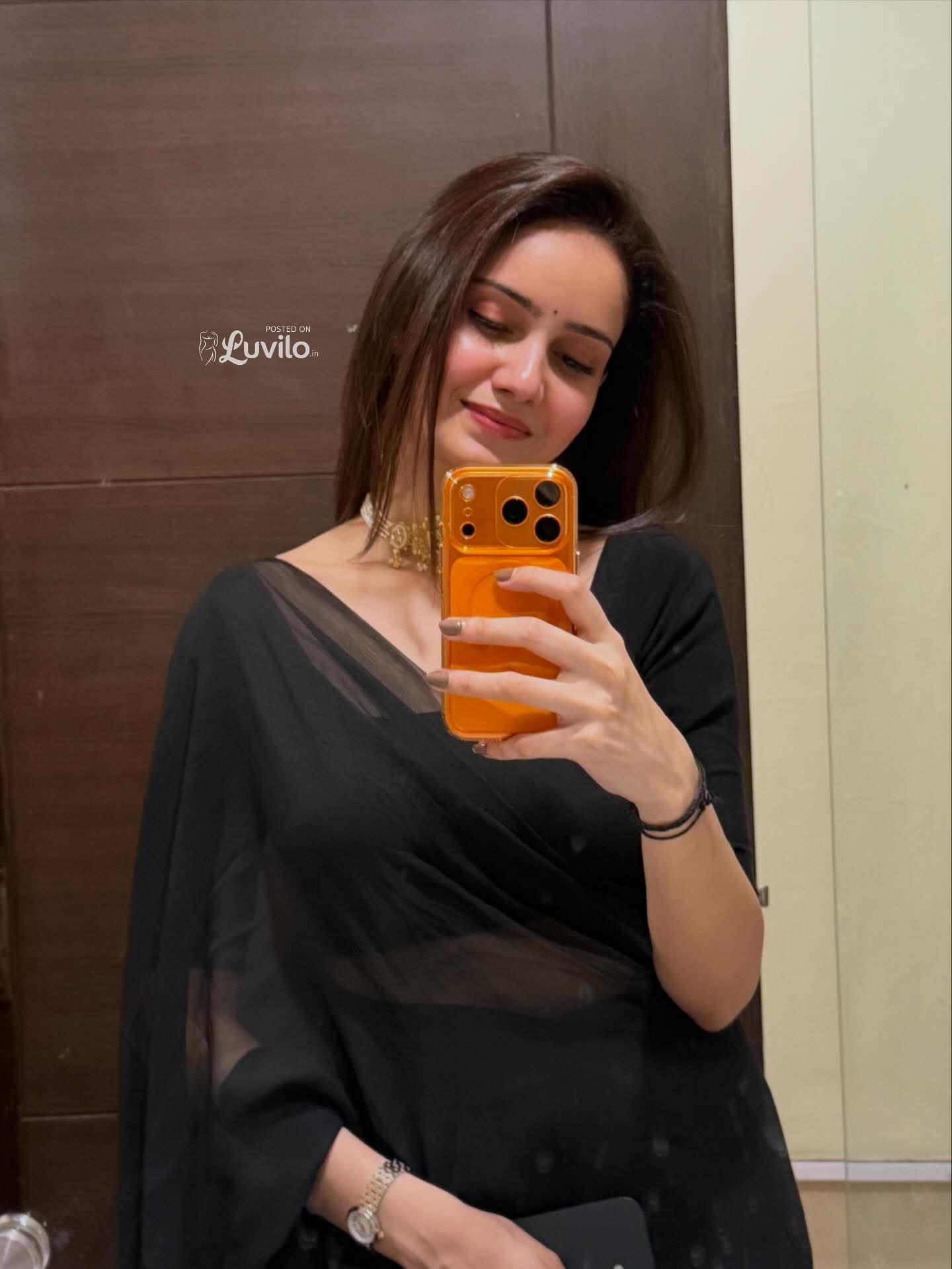Myself Ayushi sharma 💯 HAND TO HAND PAYMENT NO ADVANCE PAYMENT