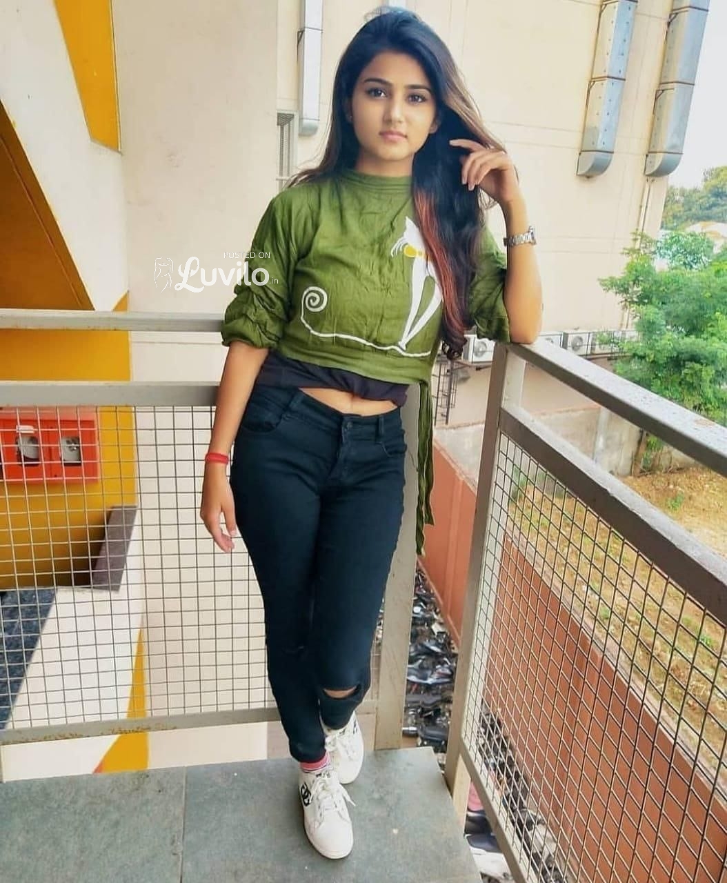 coll girl sarvice independence room available