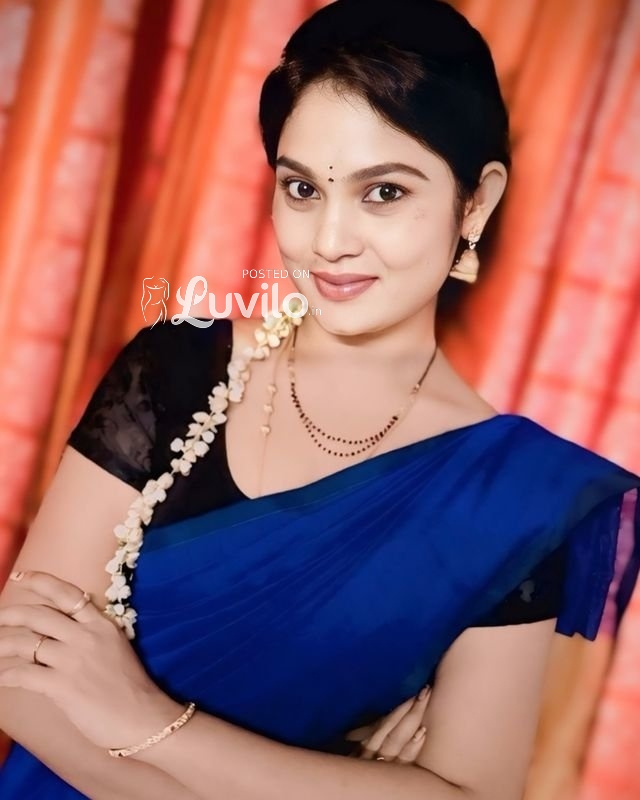 IM ROOPA TELUGU INDEPENDENT AUNTY STAYING ALONE IN MY OWN FLAT