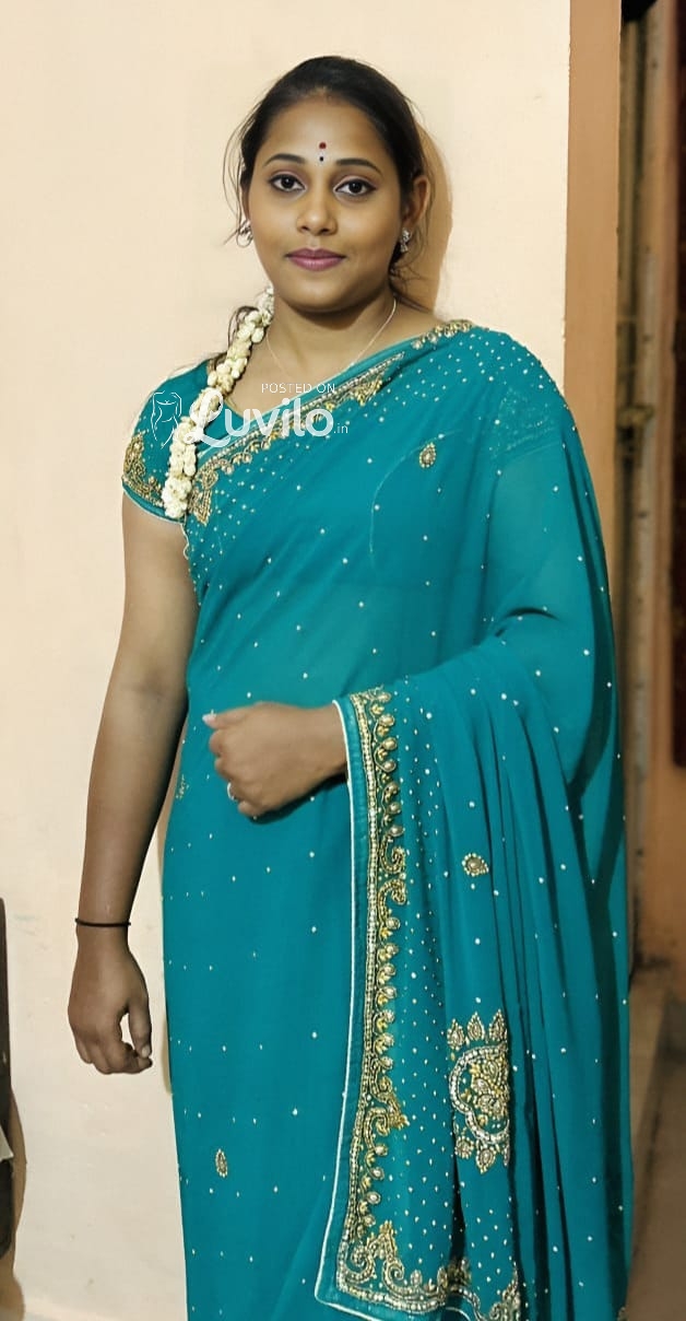 IM DIVYA TELUGU INDEPENDENT AUNTY STAYING ALONE IN MY OWN FLAT